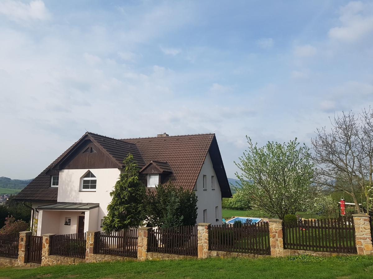 Vila Na Skalce Česká Kamenice Esterno foto